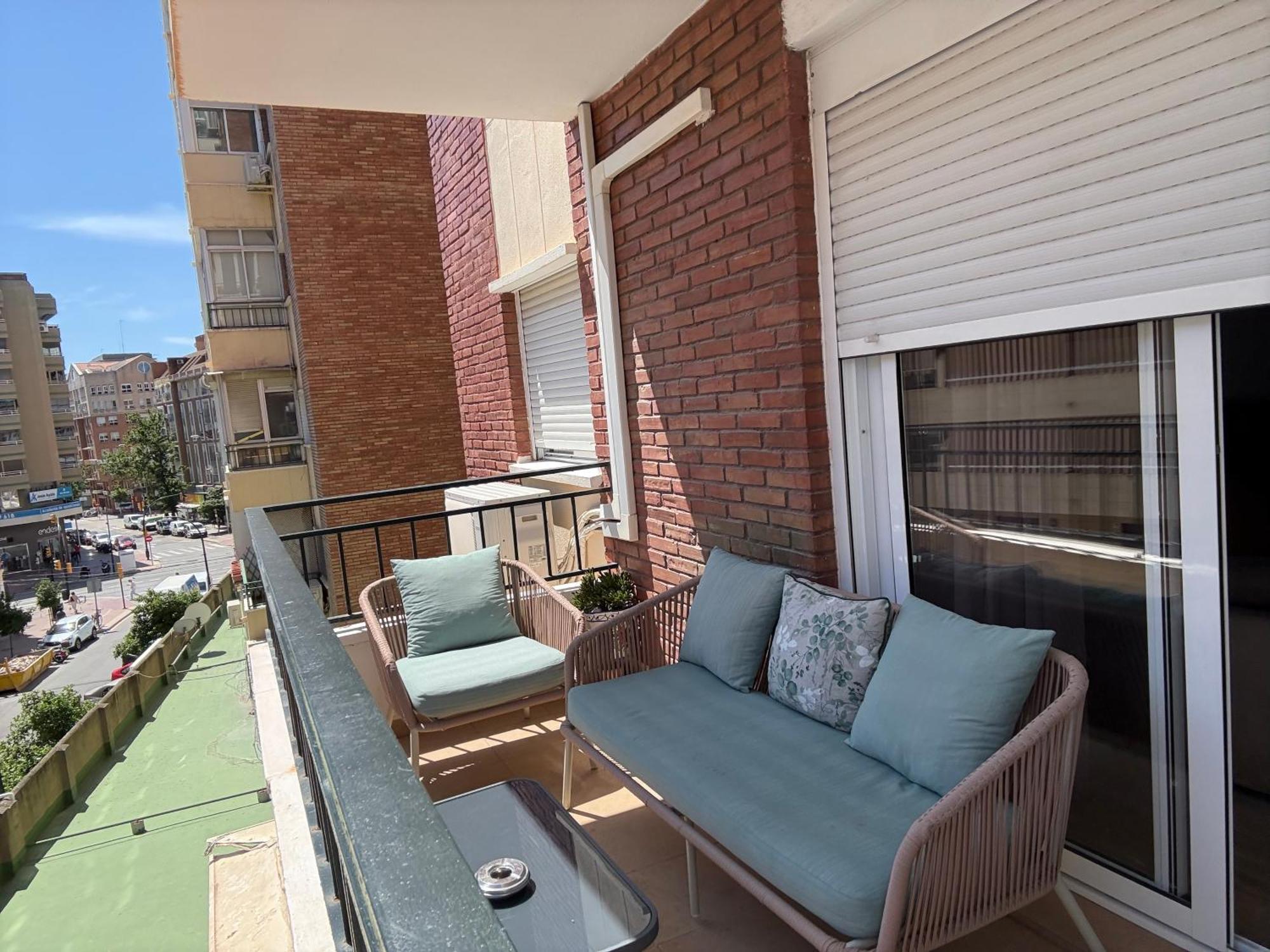 Galvez Flat, At Principal Railway Station In Malaga Apartment Luaran gambar